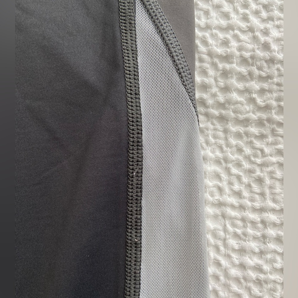 Aerie Grey Mesh Leggings - Picture 8 of 9